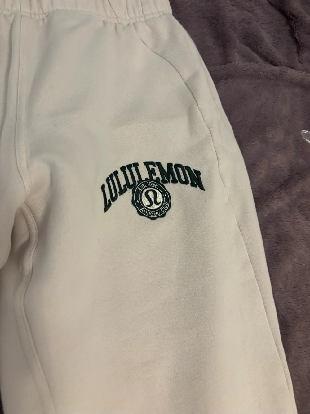 Lululemon Athletic Club Set Small Perfectly Oversized Crew Scuba Joggers Ivory